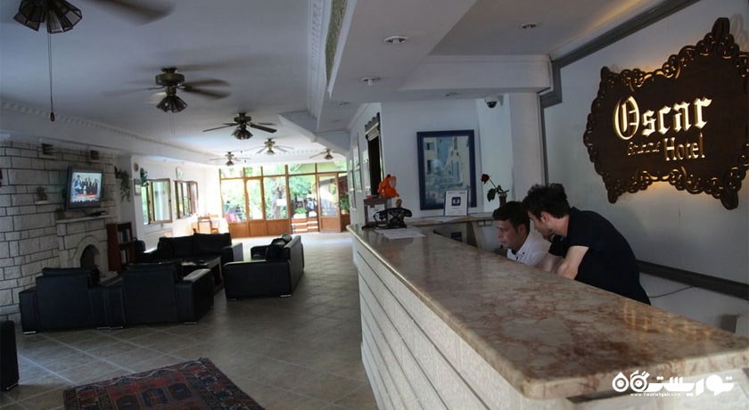 میز پذیرش  هتل اسکار